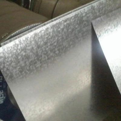 Длина 2000-6000 мм оцинкованный железный лист кожи проход поверхности